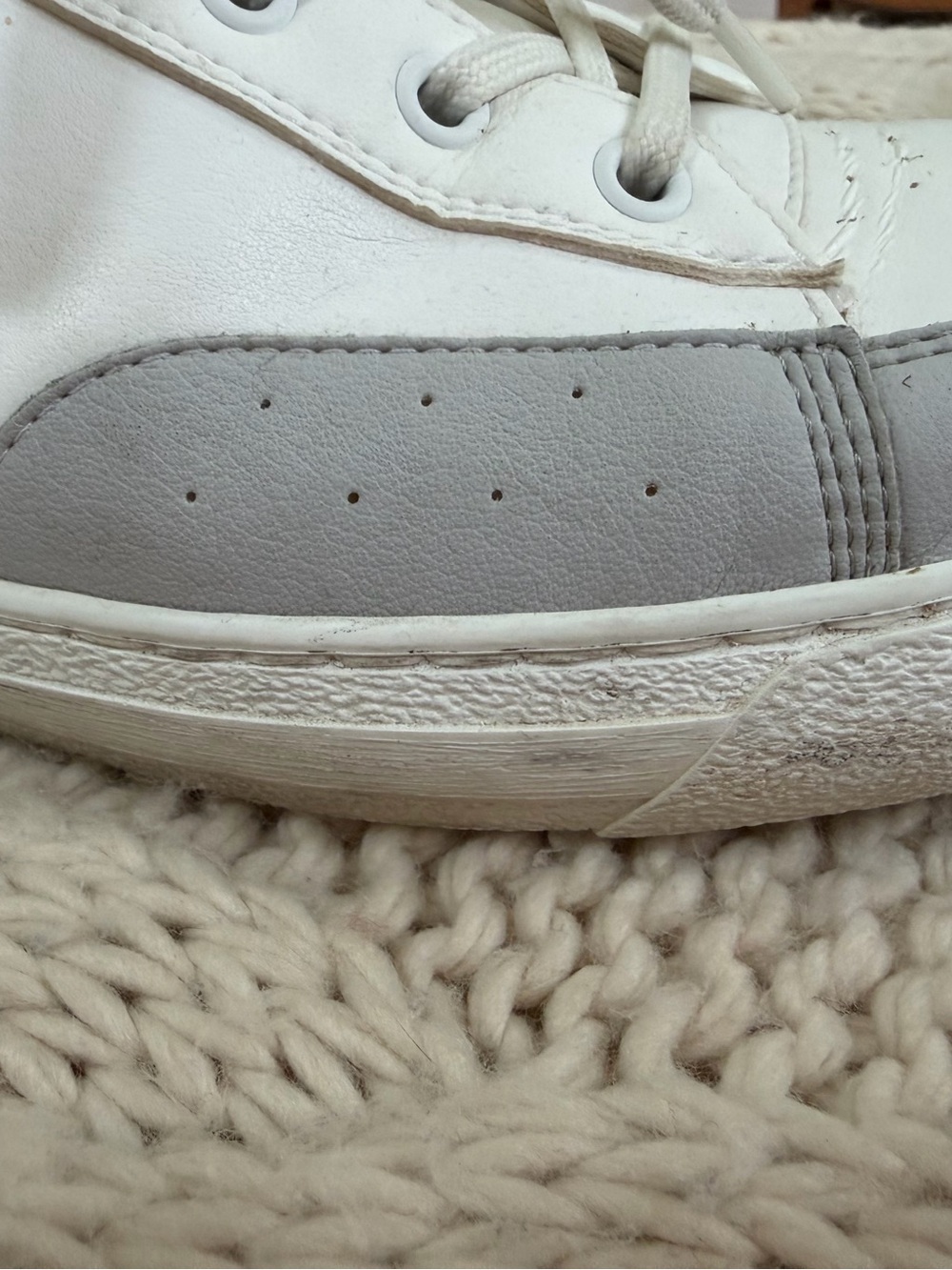 Louis Vuitton Men’s White Leather Sneakers. - Picture 8 of 14